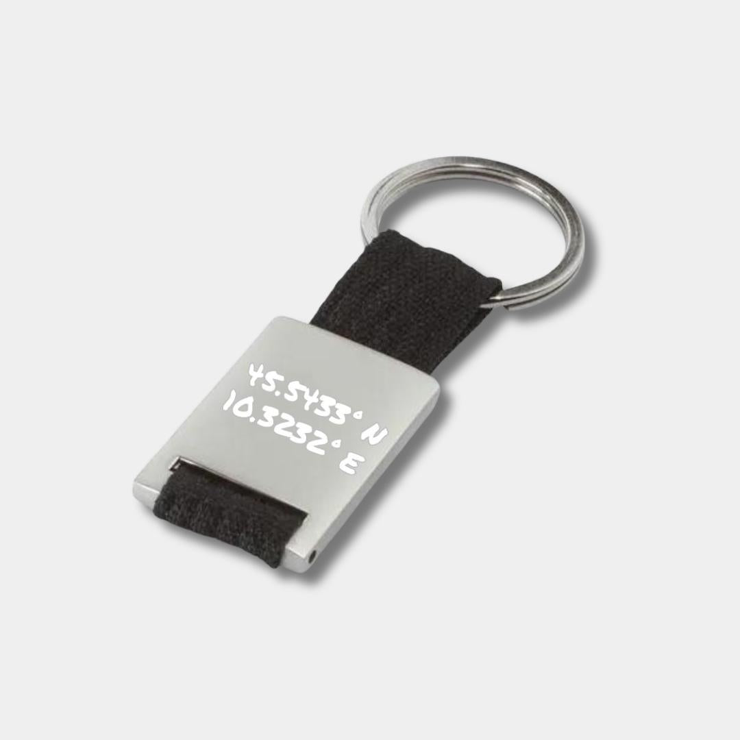 Llavero Rectangular de Acero Satinado con Grabado