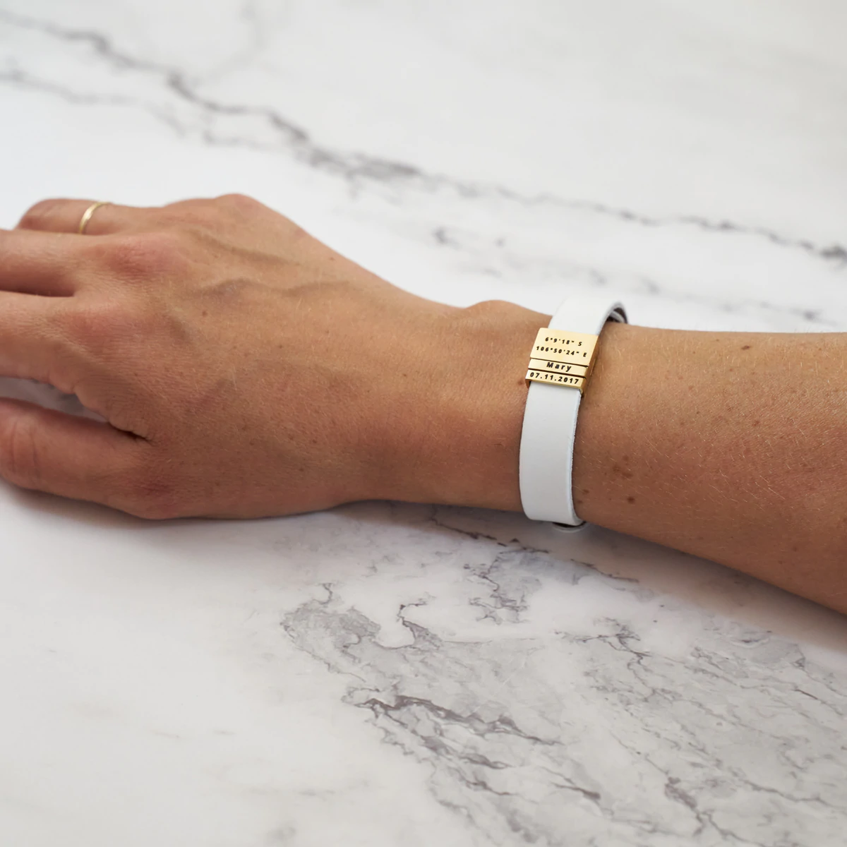 Kunstleder personalisierte Charms Armband