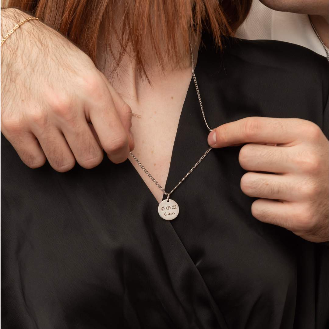 Personalisierte Halskette mit handgeschriebener Widmungsgravur