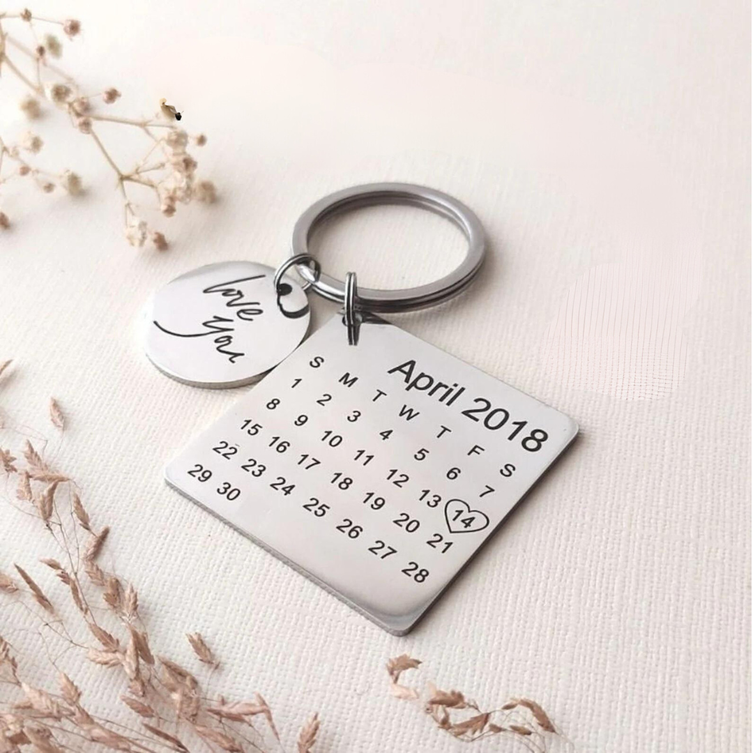 Portachiavi Personalizzato Quadrato con Data Calendario Inciso