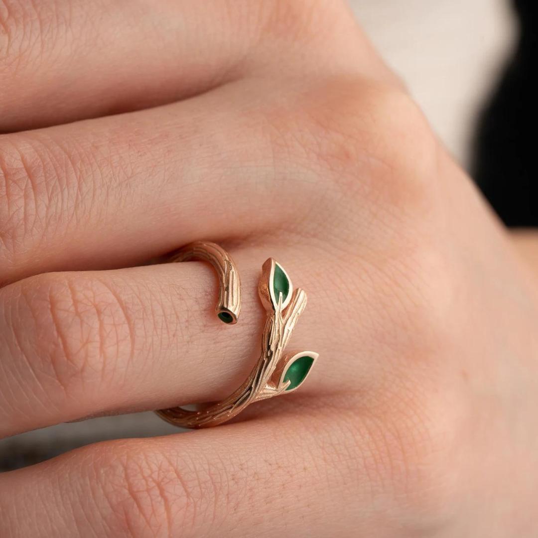 Anillo de hiedra trepadora