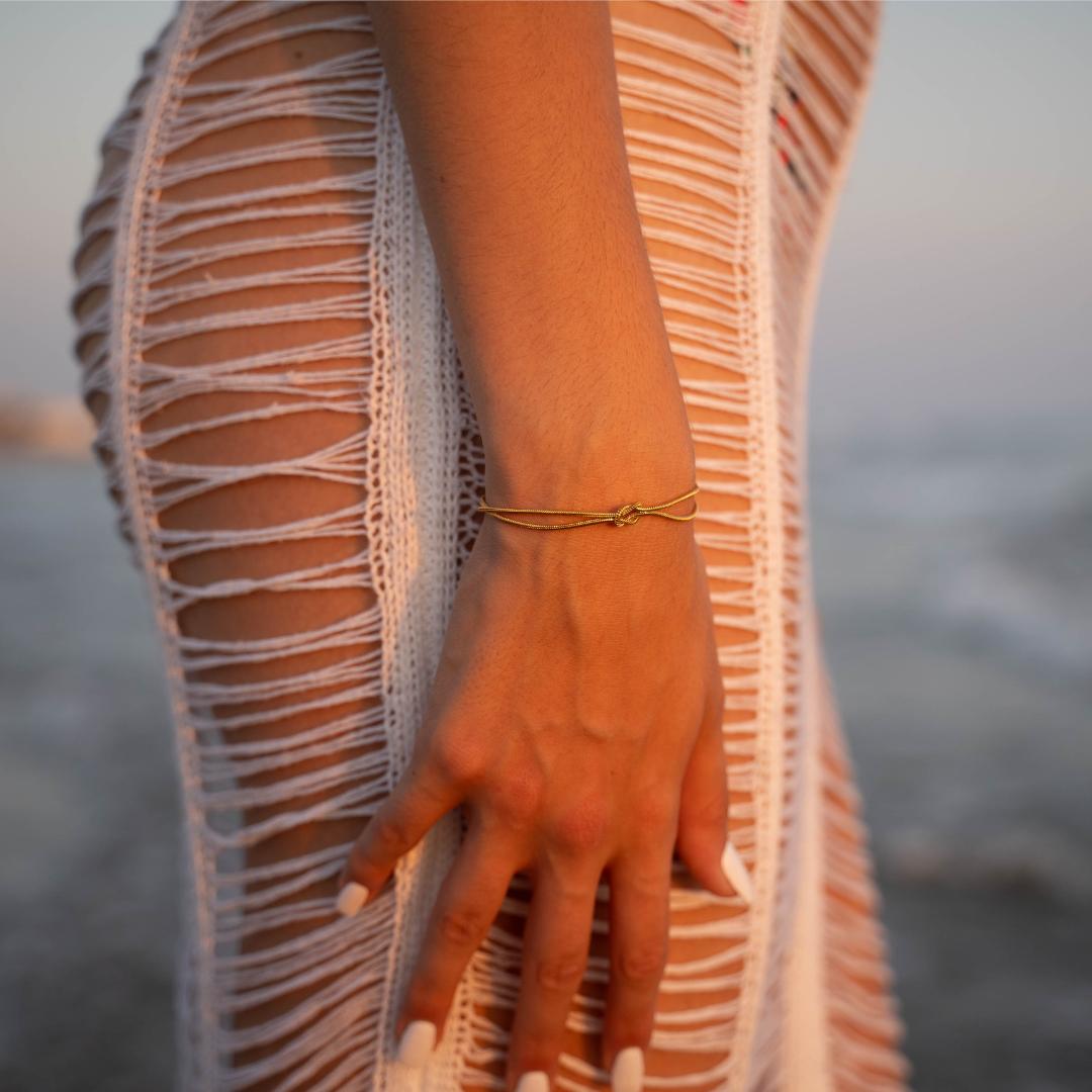 Paar von 2 Liebesknoten-Armbändern - Geschenkbox mit Versprechenszertifikat






