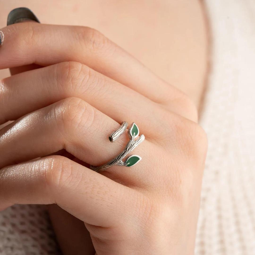 Anillo de hiedra trepadora