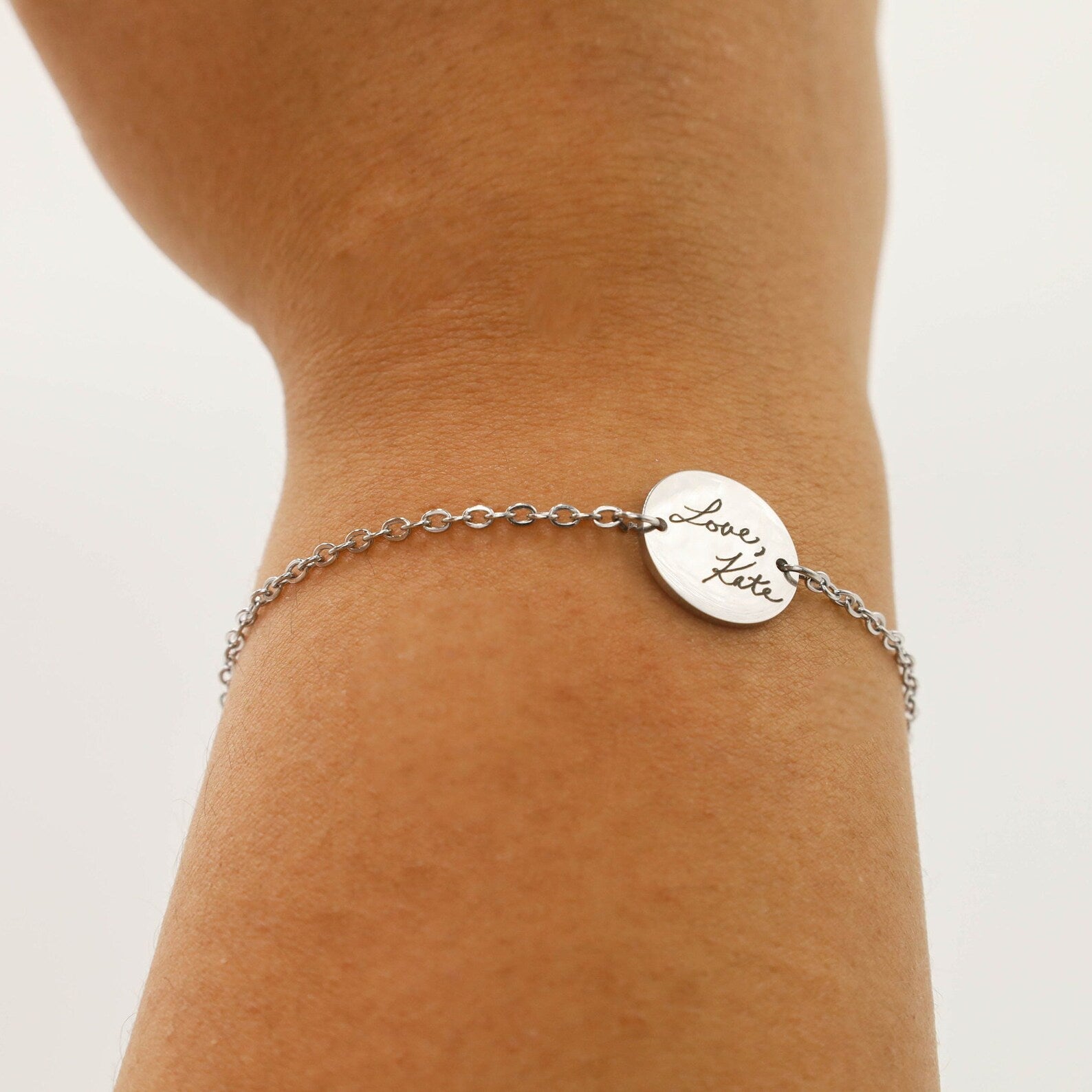Bracciale Personalizzato Tondo con Dedica Scritta a Mano Incisa